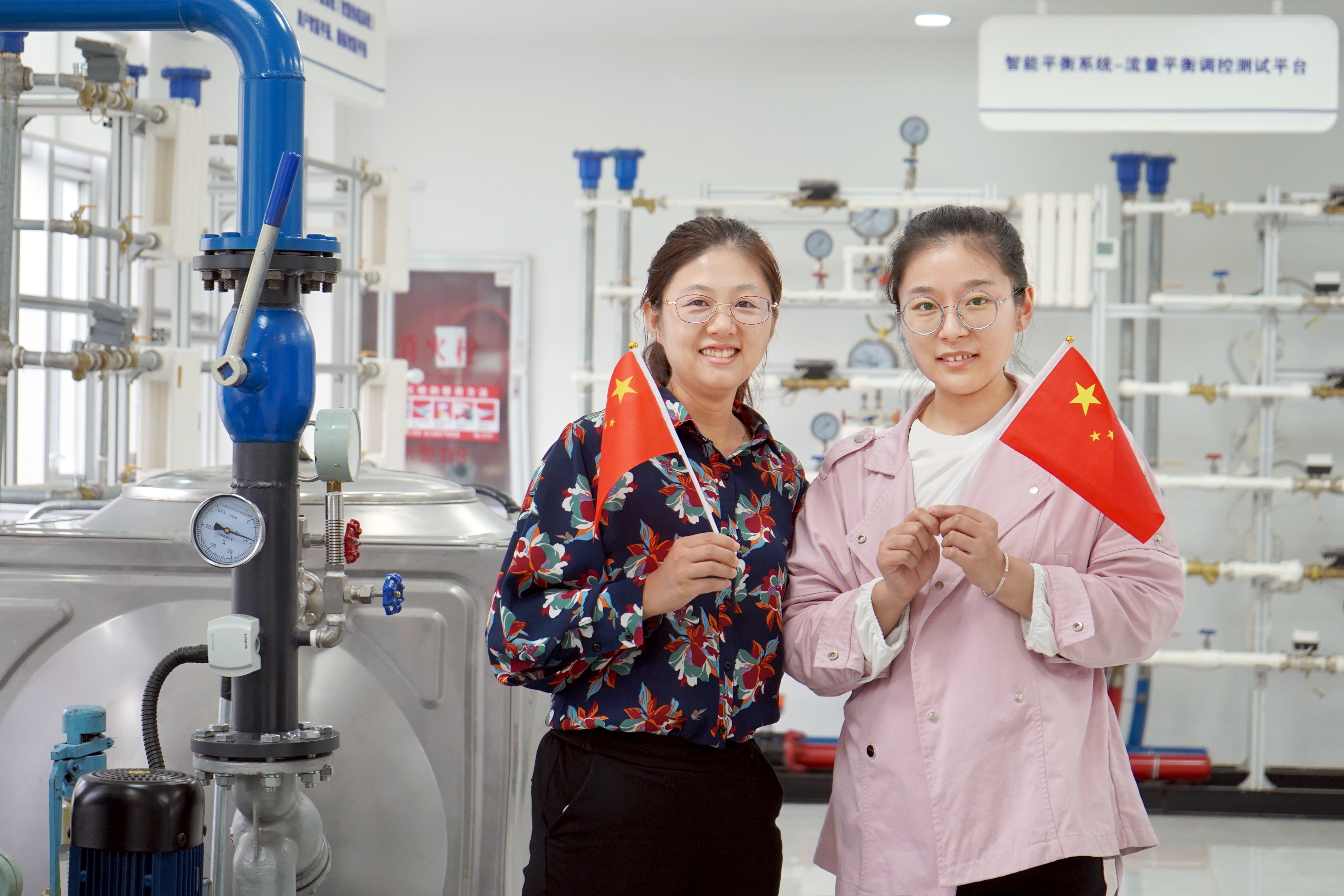 我和國(guó)旗合個(gè)影丨來自工大科雅人的表白(圖17)