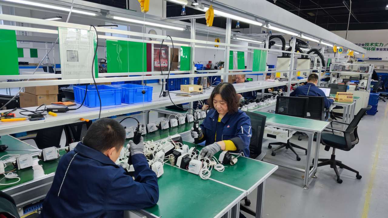 【國慶堅守，此刻我在崗】工大科雅人全力備戰今冬供暖（二）(圖9)