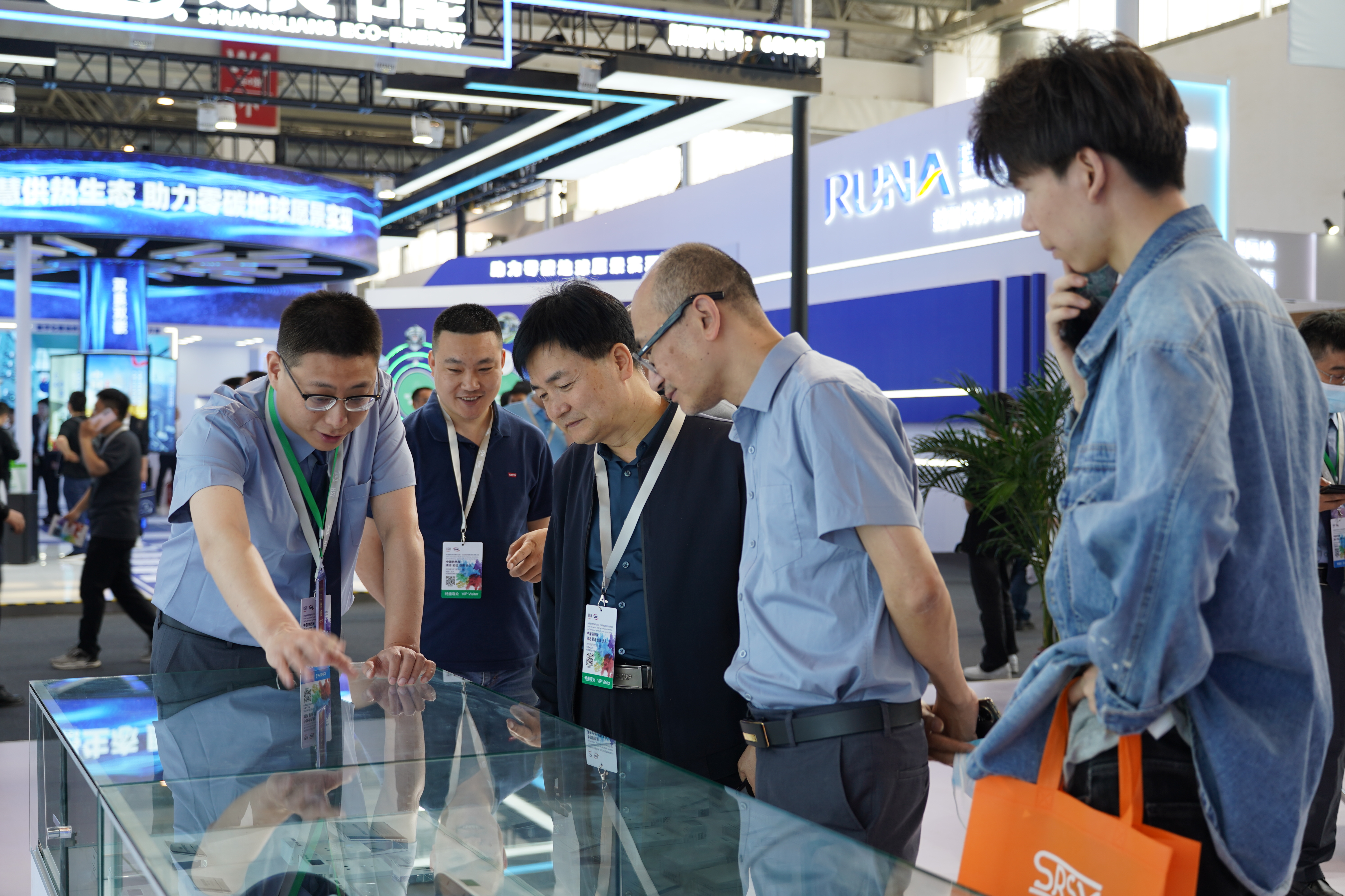 中國供熱展盛大開幕！工大科雅展位現場火爆！(圖6)